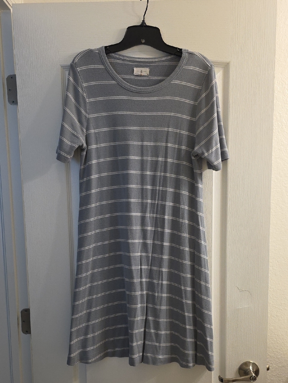 Lou & Grey Light Gray and White Striped Mini T Shirt Dress